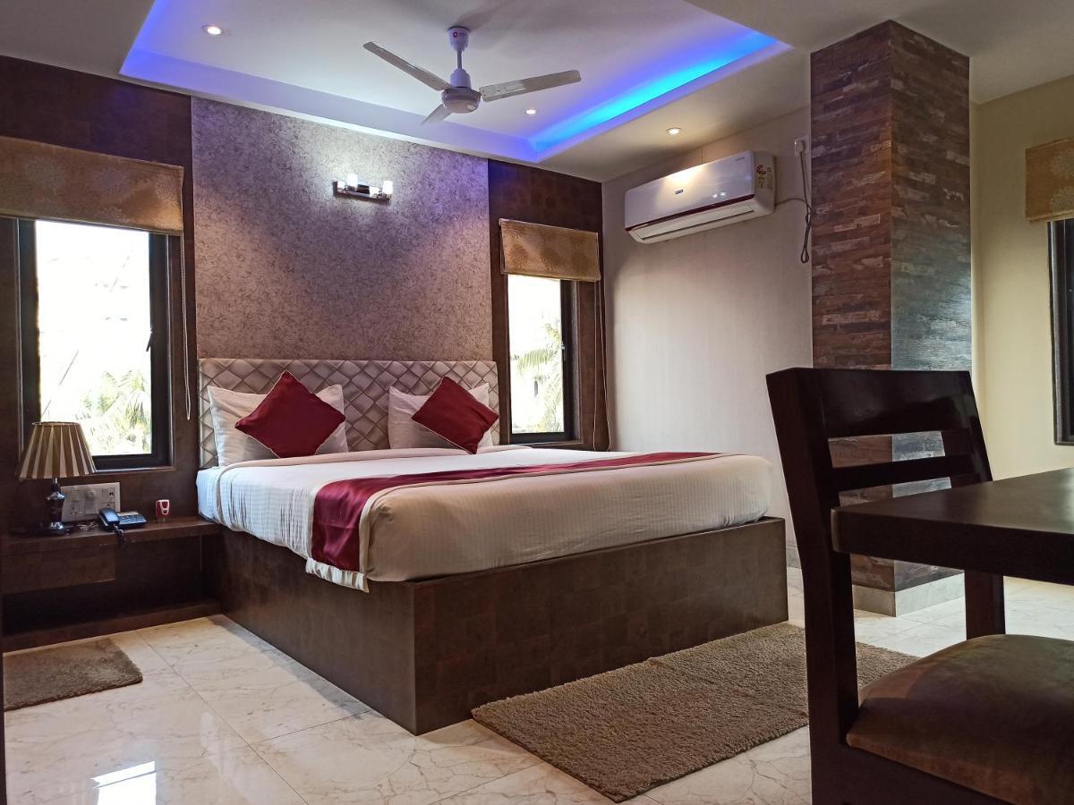 Hotel A P Home'S - A Boutique Hotel Guwahati Bagian luar foto