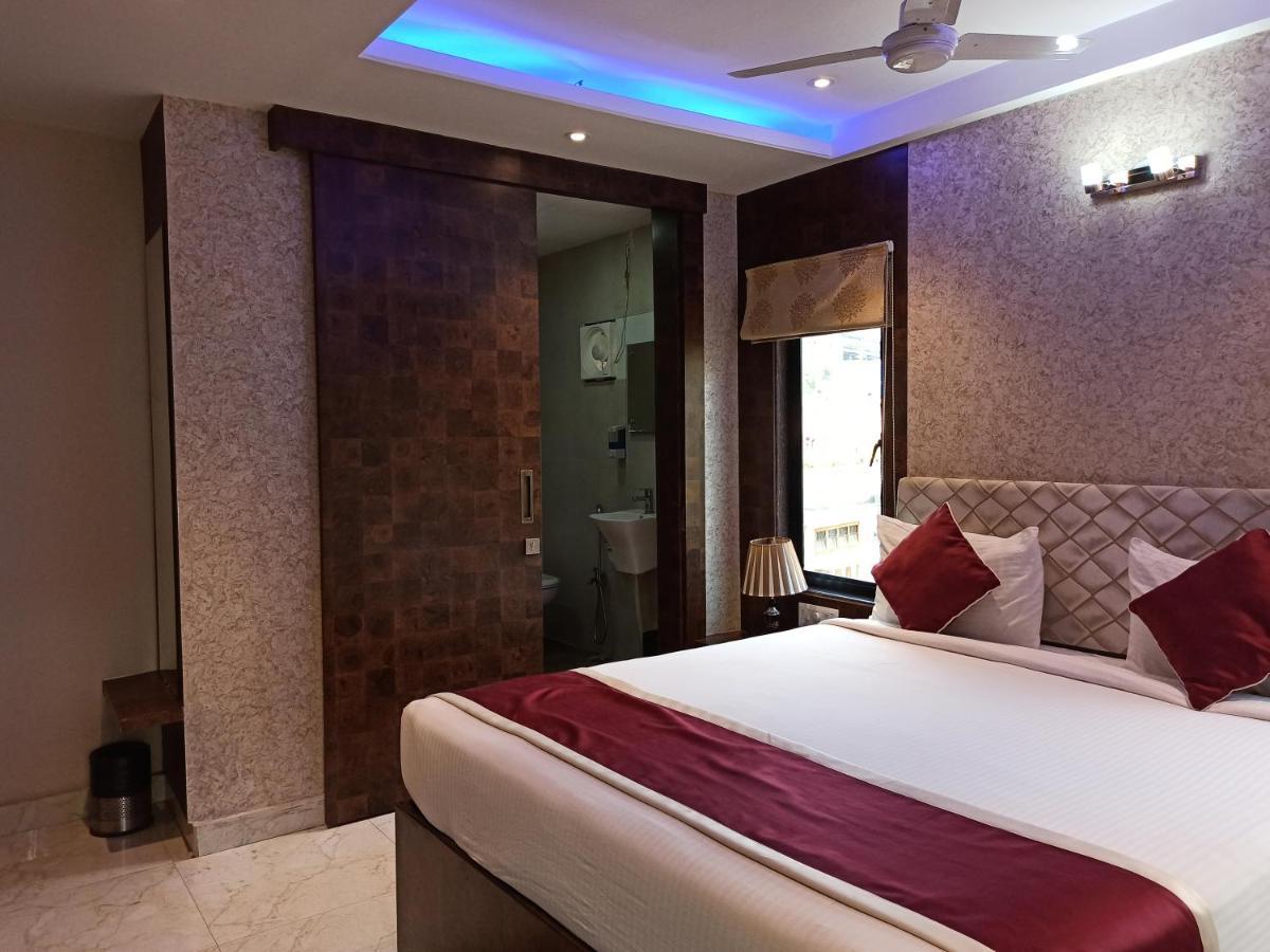 Hotel A P Home'S - A Boutique Hotel Guwahati Bagian luar foto