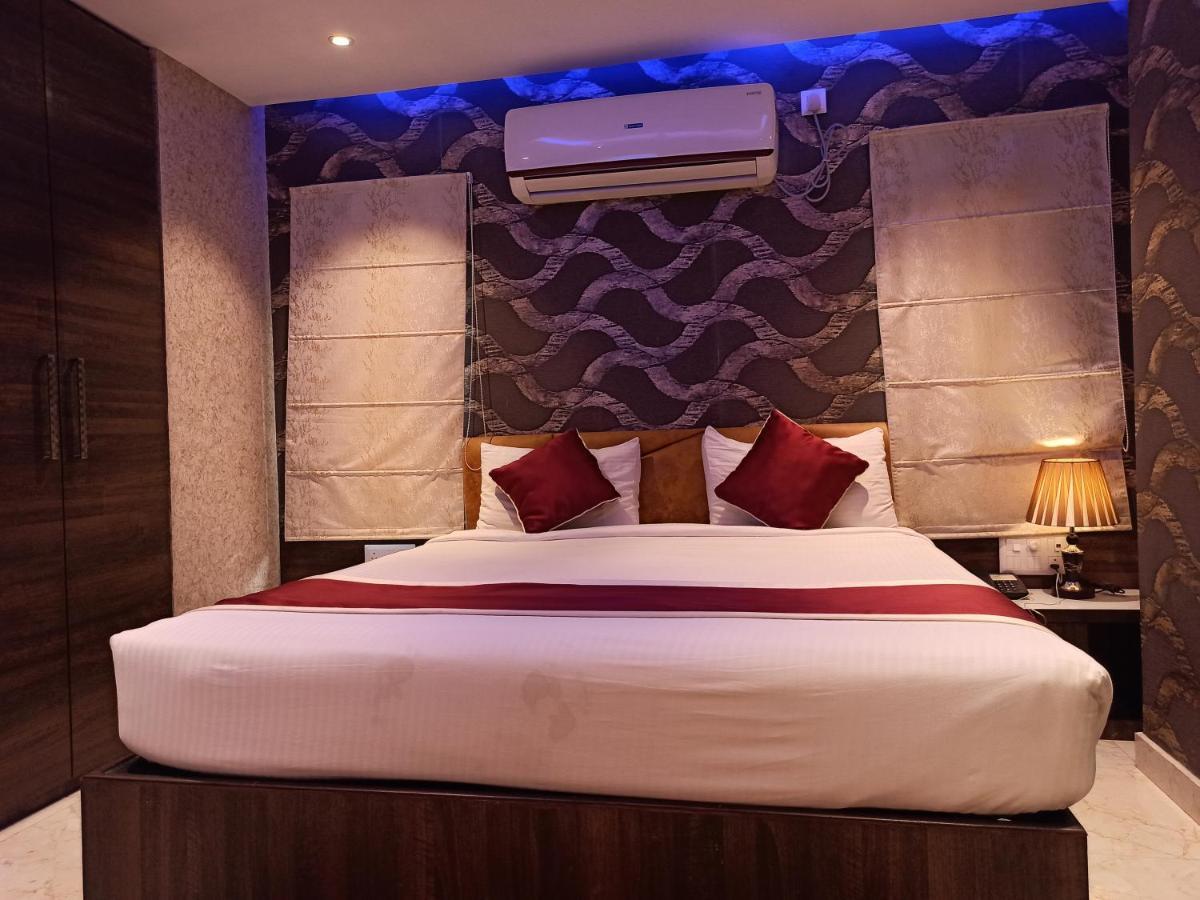 Hotel A P Home'S - A Boutique Hotel Guwahati Bagian luar foto